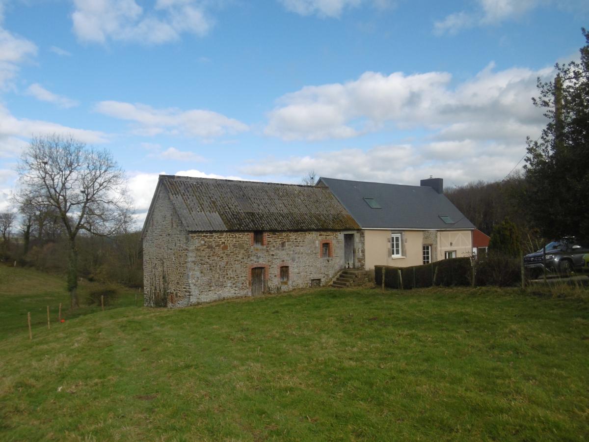 maison en Vente à Roullours (14500)