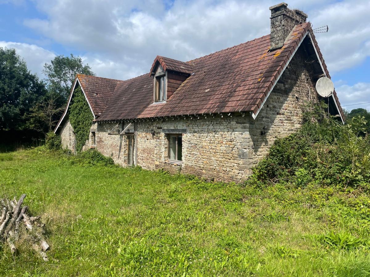 maison en Vente à Saint-Martin-des-Besaces (14350)