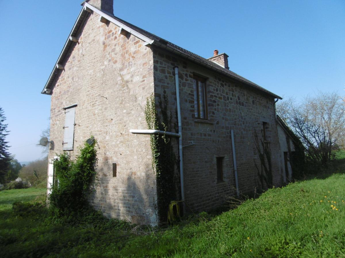 maison en Vente à Montchamp (14350)