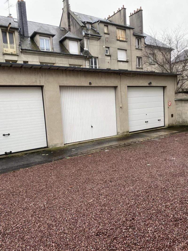 garage en Vente à Vire Normandie (14500)