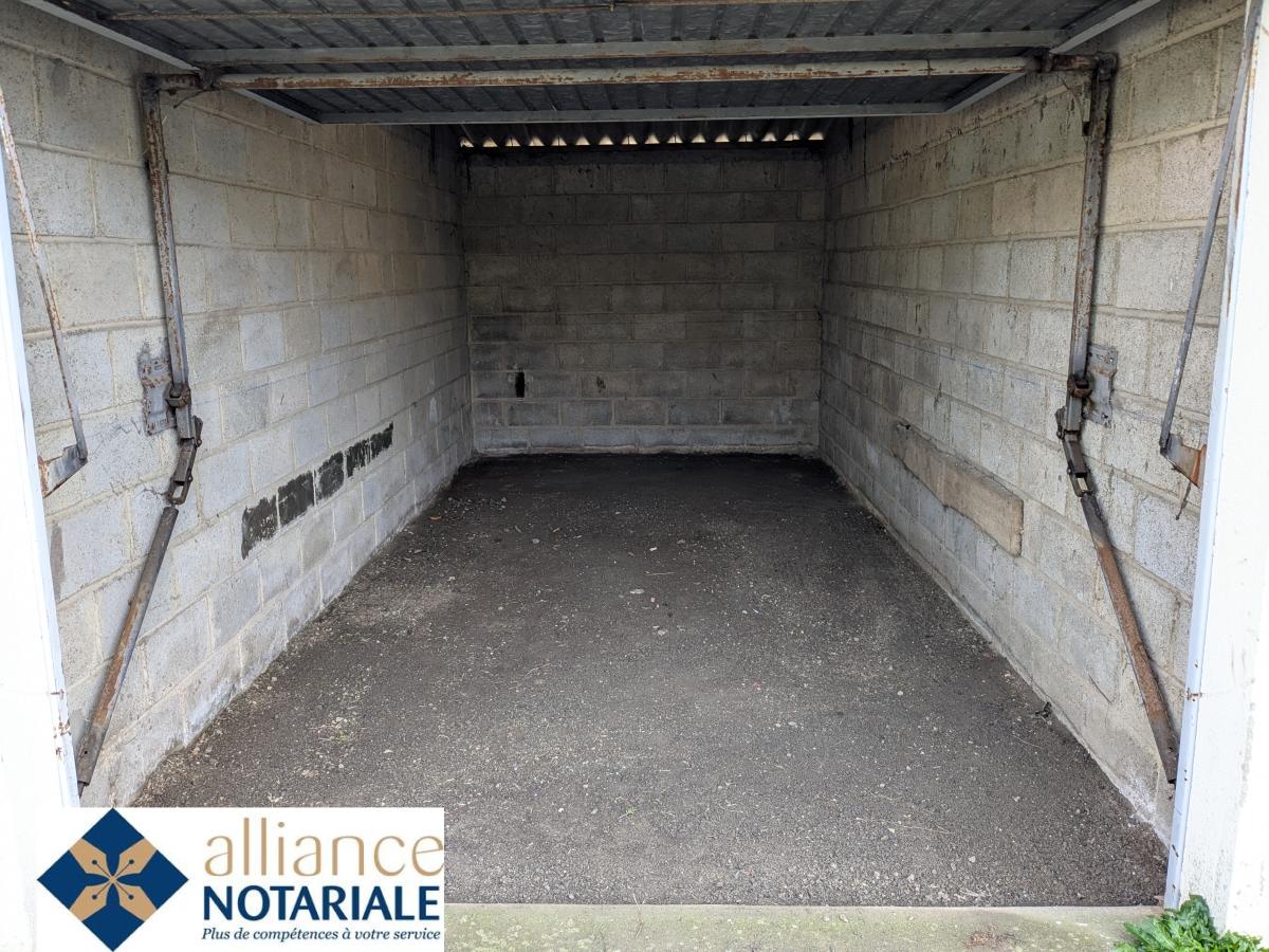 garage en Location à Vire (14500)