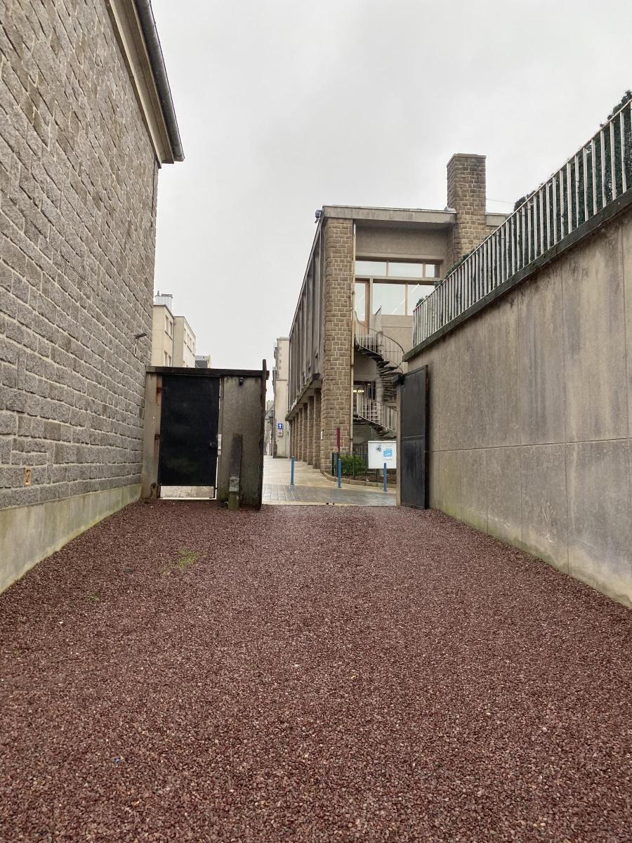 garage en Vente à Vire (14500)