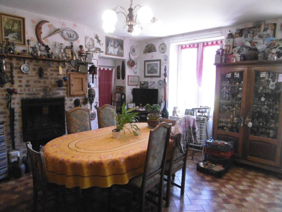 maison en Vente à Roullours (14500)