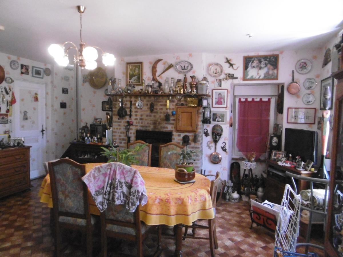maison en Vente à Roullours (14500)