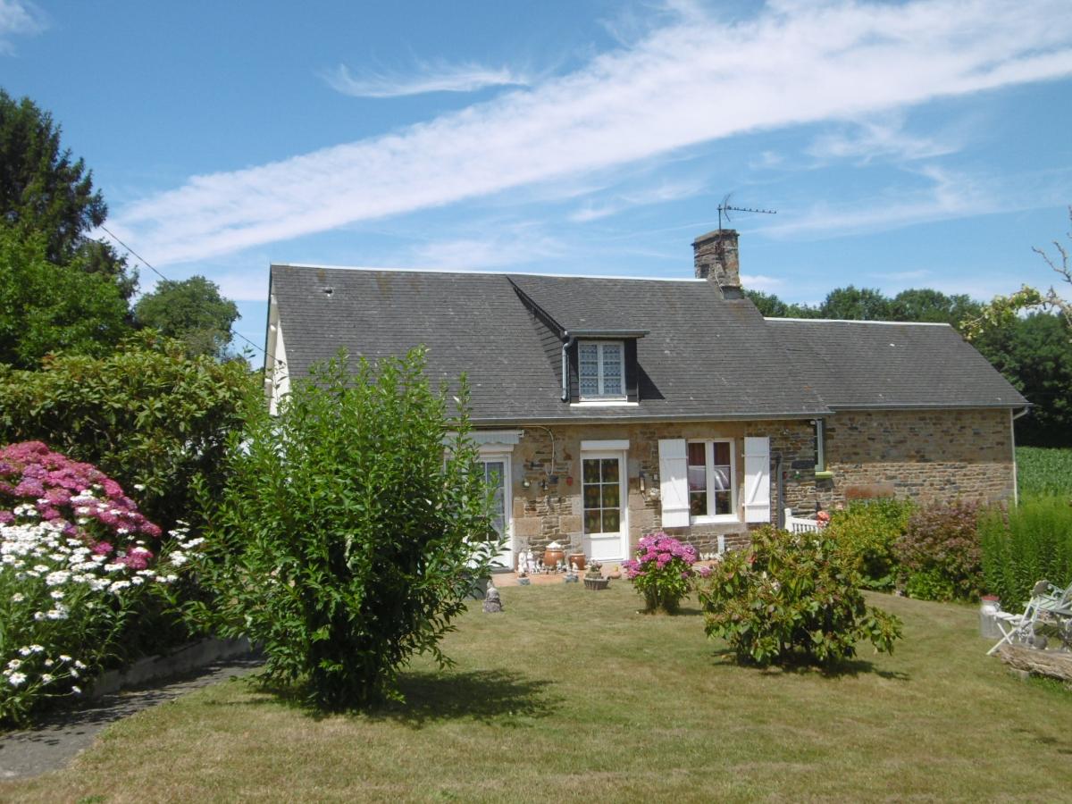maison en Vente à Roullours (14500)
