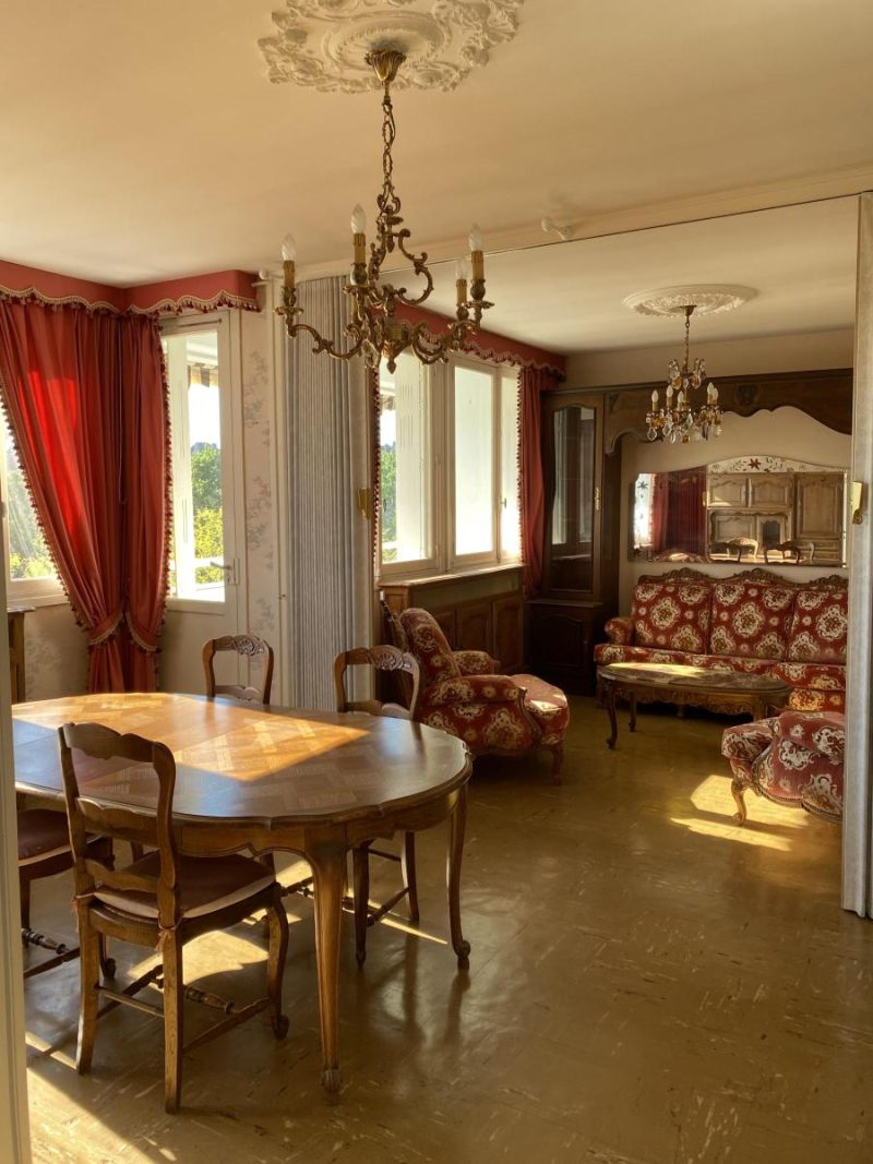 Appartement 4 pièces 79 m² · à Vire Normandie · 79,1 m² · 78 000 €